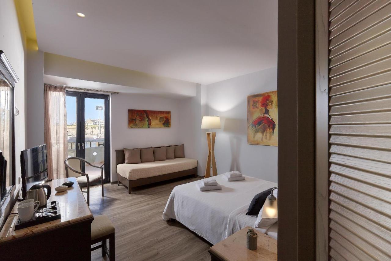 הרקליון Castello City Hotel מראה חיצוני תמונה